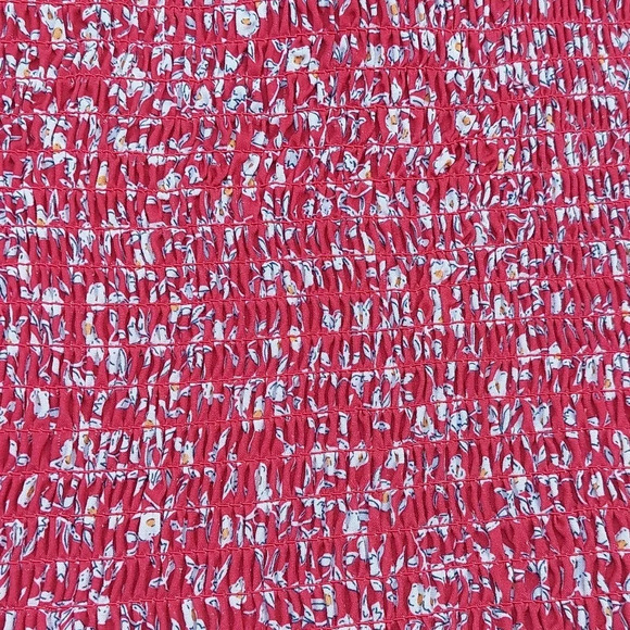 Red Floral Ruffel hem Bando Crop Top Smocked Large - Picture 3 of 5